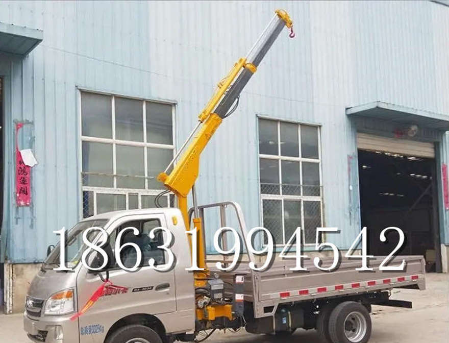 东方市随车吊机移动起重机包安装汽车液压吊臂那里有随车吊机5吨220伏家用吊机